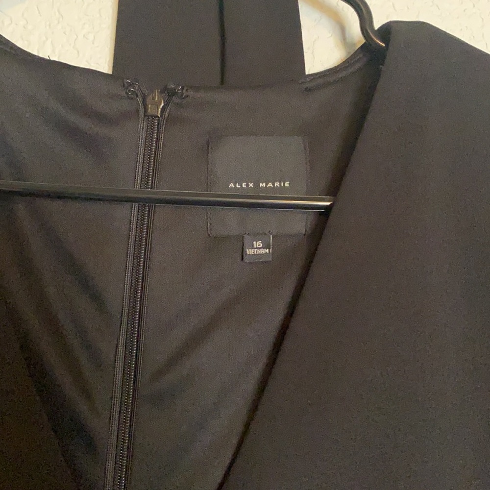 Black jumpsuit, slimming, professional - Picture 3 of 5
